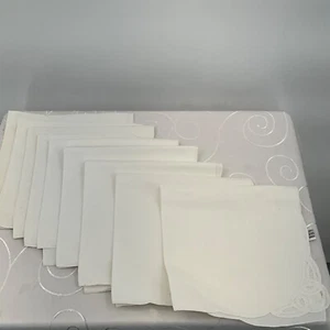 Vintage White Cotton Battenburg Napkins Set Of 11 - Picture 1 of 3