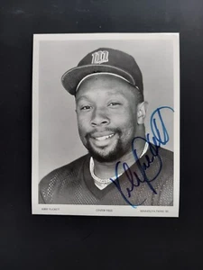 Kirby Puckett Autographed Minnesota Twins Team Postcard from 1989 - Picture 1 of 1