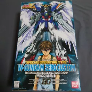GUNDAM W WING 0 ZERO CUSTOM EW HG Special Operation Type 1:100 Model Kit BANDAI - Picture 1 of 5
