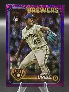 2024 Topps Series 1 Baseball Abner Uribe #310 Rookie Viola Foilboard /799 - Foto 1 di 3