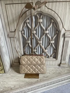 Borsa a tracolla vintage oro opaco pelle trapuntata Kisslock senza marchio - Foto 1 di 10
