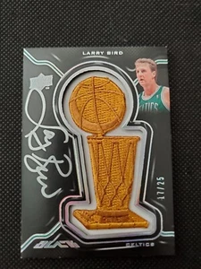 2008-09 LARRY BIRD AUTO DECK UD TOPPA TROFEO NERA INSERTO SP #/25! ON-CARD - Foto 1 di 14