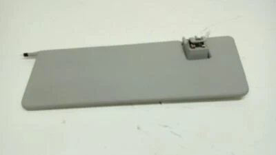 Driver Sun Visor 251 Type Roof Illuminated Fits 06-13 MERCEDES R-CLASS 487766 - Image 1 of 2