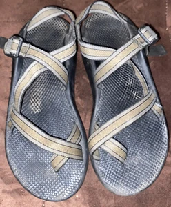 Chaco Men’s Gray & Beige J105423 Sandals Size 10 (CON200) Hiking Outdoor - Picture 1 of 9