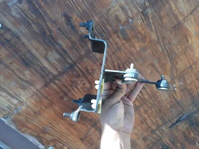 Soporte de montaje Jaguar Vanden Plas 1998-2003 solamente. Bomba de freno ABS antibloqueo  Foto 1 de 4