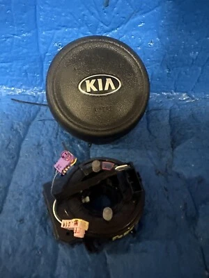 2017-2018-2019-2020-2021-2022-Kia Sportage Drive Wheel Airbag & Clock Spring - Image 1 of 2