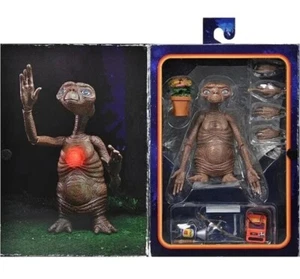 Action figure Deluxe Neca E.T. l'Extraterrestre - Foto 1 di 9