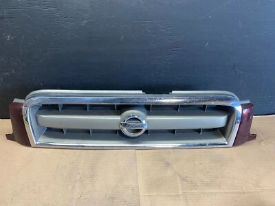 2002 2003 2004 年日产探路者前上烤架格栅 Oem E3640 DG1 — 第 1/4 张图片