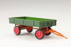 H0 Preiser landwirtschaftlicher Anhänger "Klecksel" Mängel 4,6x2,3cm  o.OVP - Imagen 1 de 9