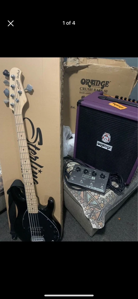 Bajo de 5 cuerdas Sterling by Music Man StingRay5 - negro - stock B Foto 1 de 1