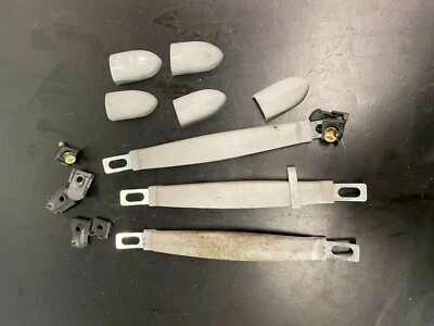 2002 Hyundai Accent Grab Handle Pull Assist LH or RH  Foto 1 de 4