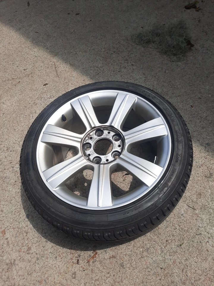 2001 2002 2003 2004 2005 BMW 325I 330I E46 WHEEL 17 inch, and tire - Image 1 of 1