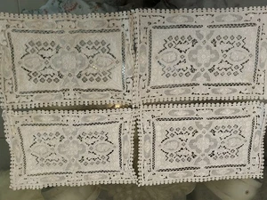 Vintage Weiß Spitze Deckchen Tischsets 4er Set 15x10" - Bild 1 von 2