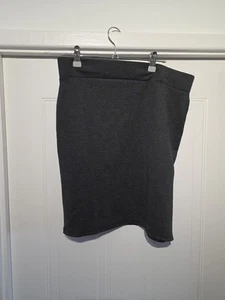 Woman's Grey Skirt age 14 Pencil Style fits size 12 - Picture 1 of 5