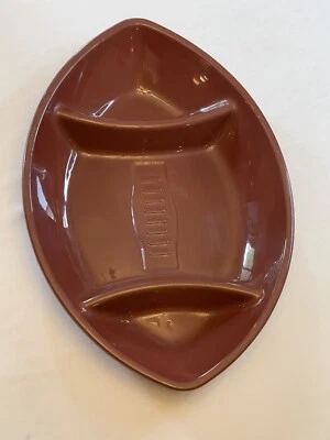 Bandeja de fiesta de plástico de 17" con forma de fútbol de 3 secciones Chip N Dip Foto 1 de 4