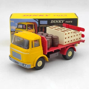 Atlas Dinky Toys 588 Camion Plateau Brasseur Berliet GAK Modelos Diecast Amarillo - Imagen 1 de 8