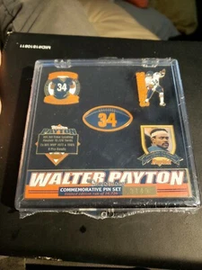 RARE Walter Payton pins set Chicago Bears SWEETNESS pin limited edition New - Foto 1 di 8