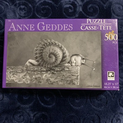 Nuevo en caja Karmin Anne Geddes bebé en traje de caracol blanco y negro 18 x 11 rompecabezas Foto 1 de 4