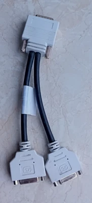 Adapterkabel Compupack Splitter DMS-59 auf 2x DVI Monitor - Bild 1 von 3