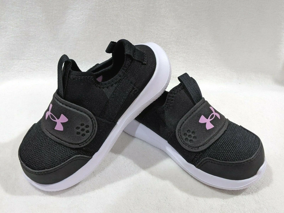 Zapatillas Under Armour para niñas pequeñas UA GINF Runplay negras/blancas/púrpura-talla 8K nuevas con caja Foto 1 de 4