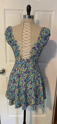 Vestido Corsé Vintage Años 90 Y2K Margarita Sol Espalda Manga Abullonada Dulce Muñeca Inocente Diversión Foto 1 de 4