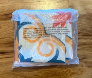 Set of 4 pack Outdoor Waterproof Orange Red Blue Pillow Case Cover 18" NWT - Picture 1 of 4
