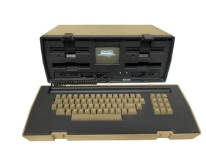 Vintage Osborne 1 Portable Computer – Serial NA 005138 – Used – Powers On – CP/M - Afbeelding 1 van 10