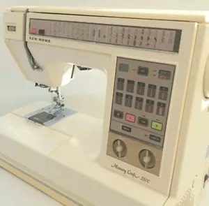 NEW HOME MEMORY CRAFT 5500 SEWING MACHINE for EMBROIDERY, LETTERS, FLOWERS etc - Picture 1 of 12