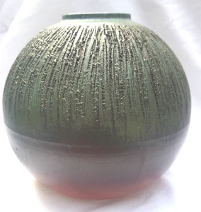 FAB MCM VINTAGE JAPANESE MODERNIST ONION SHAPE CERAMIC VESSEL SIGNED TEXTURE WOW - Picture 1 of 6
