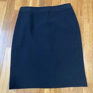 Beautiful Armani pencil skirt size 8 Black - Picture 1 of 4