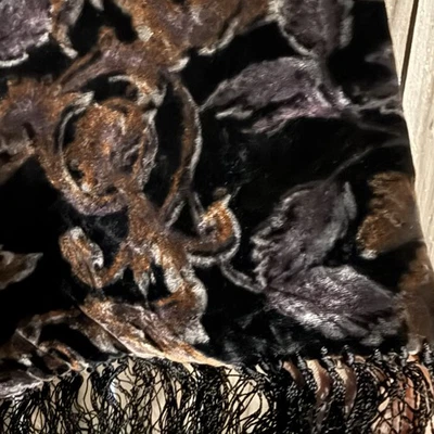 "Bufanda con flecos floral de cachemira de terciopelo de terciopelo para mujer Day of the Unicorn 52x10""" Foto 1 de 4