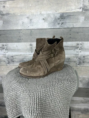 Botas de gamuza para mujer Eric Michaels 39 talla 8 EE. UU. Foto 1 de 4