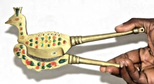 Vintage Brass Betel Nut Cutter / Sarota Original Old Hand Carved Engraved - Picture 1 of 8