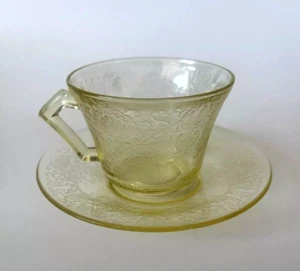 Vintage FLORENTINE POPPY Yellow HAZEL ATLAS Depression Cup And Saucer - Picture 1 of 20