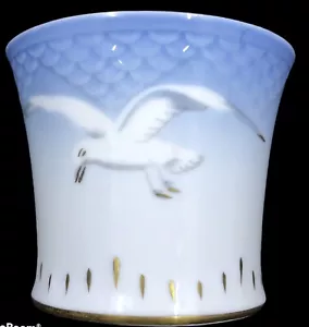 Vintage Porcelain Seagulls Vase 3” Bing & Grondahl B&G Copenhagen Denmark 676 - Picture 1 of 6