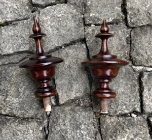 SET 2 WOODEN FINIALS TO THE ANTIQUE CLOCK BECKER,LENZKIRCH No.11 - Picture 1 of 3