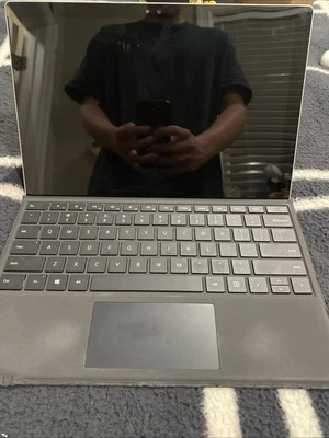 Microsoft Surface Pro 4 i7-6650U 8GB 256GB - Not Reset / Company Locked - Image 1 of 4