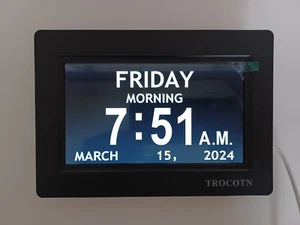 Trocotn TR-C007-01 Black 7 Inch 5 Color Mode Digital Display Calendar Wall Clock - Picture 1 of 14