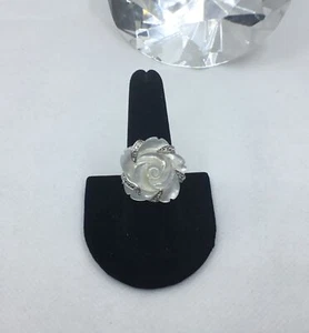 Vintage 18K Gold gefüllt weiße Rose Blume Design Strass Akzent Ring Größe 8 - Bild 1 von 3