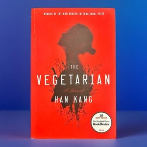 The Vegetarian - Trade Paperback by Han Kang - Imagen 1 de 2