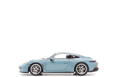 Porsche 911 S/T (992) Norev 1:18 en azul Meissen Foto 1 de 4
