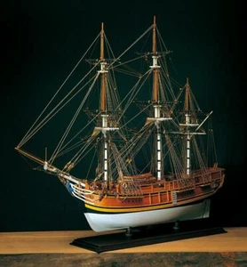 Amati art. 1432 Bounty Model Kit scala 1/60 - Foto 1 di 2