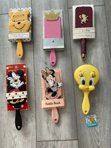 DISNEY HAIRBRUSH.MINNIE MOUSE, WINNIE THE POOH, PRINCESS, TWEETY PIE, GRYFFINDOR - Picture 1 of 7