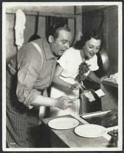 Andrea Leeds 1930s Original On Set Promo Photo Come and Get It Edward Arnold - Picture 1 of 1