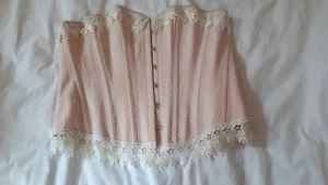 Adorable satin and lace Bustier in shell pink and cream - Picture 1 of 4