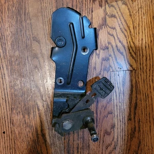 Craftsman Husqvarna Left Hand Bracket 532195916 Axle, Height Adjuster 532401621 - Picture 1 of 2