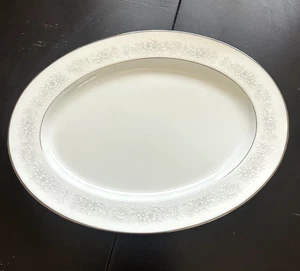 Noritake Cumberland 2225 13.75" Oval Serving Platter White Floral Platinum Rim - Picture 1 of 4