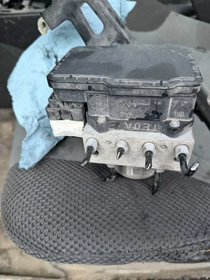 Модуль 2014 2015 2016 Dodge Ram 1500 Abs, пластиковый с чипом - Изображение 1 из 4