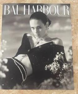 BAL HARBOUR Magazine Spring/Summer 2024 NEW Miami Beach Fashion Miami , Florida - Imagen 1 de 8