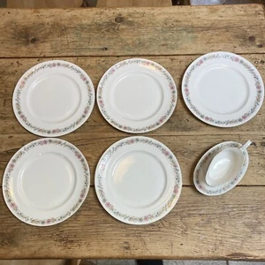 5 Royal Albert Paragon Belinda Dinner Plates and gray jug - Picture 1 of 6